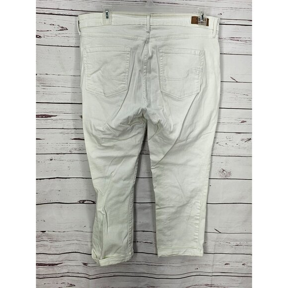 Signature By Levi Women’s White Cropped Ankle Distressed Jeans Size 20W - Picture 8 of 14